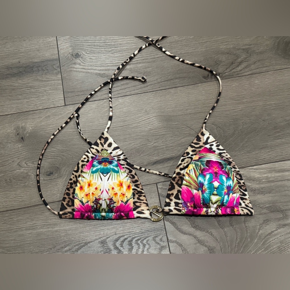 NWOT Victoria's Secret Multicolor Leopard Bikini Top